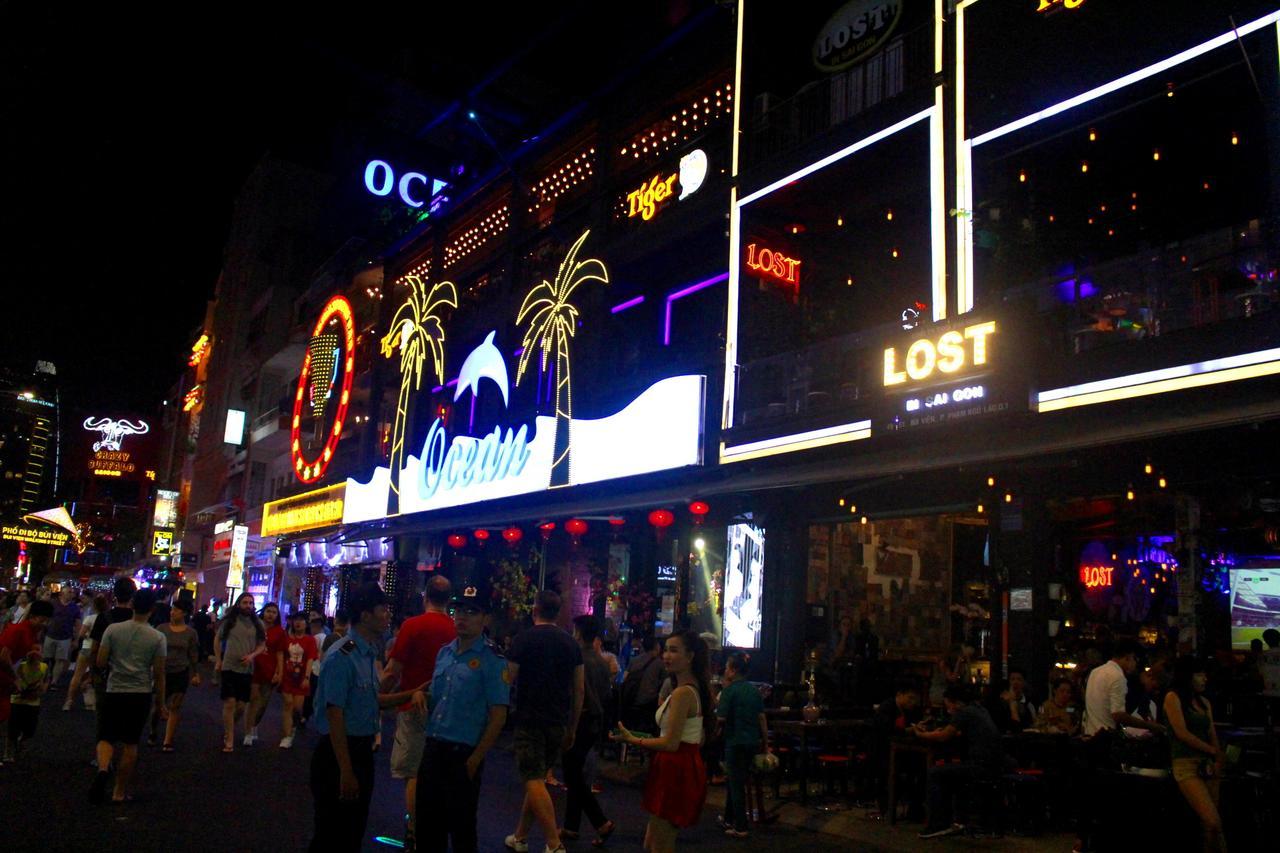 Aloha Saigon (Adults Only) Hostel Ho Chi Minh City Exterior photo