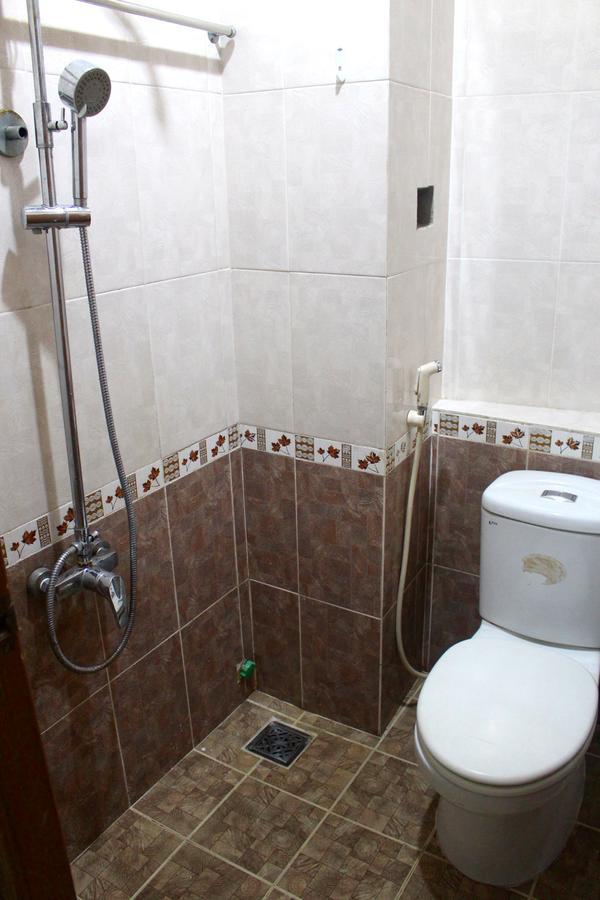 Aloha Saigon (Adults Only) Hostel Ho Chi Minh City Exterior photo